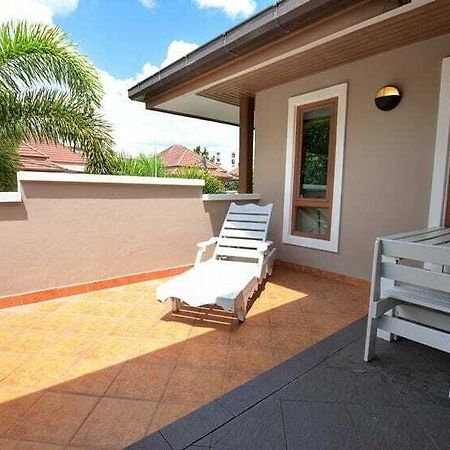 Baan Aroonpat Villa Patong Екстериор снимка